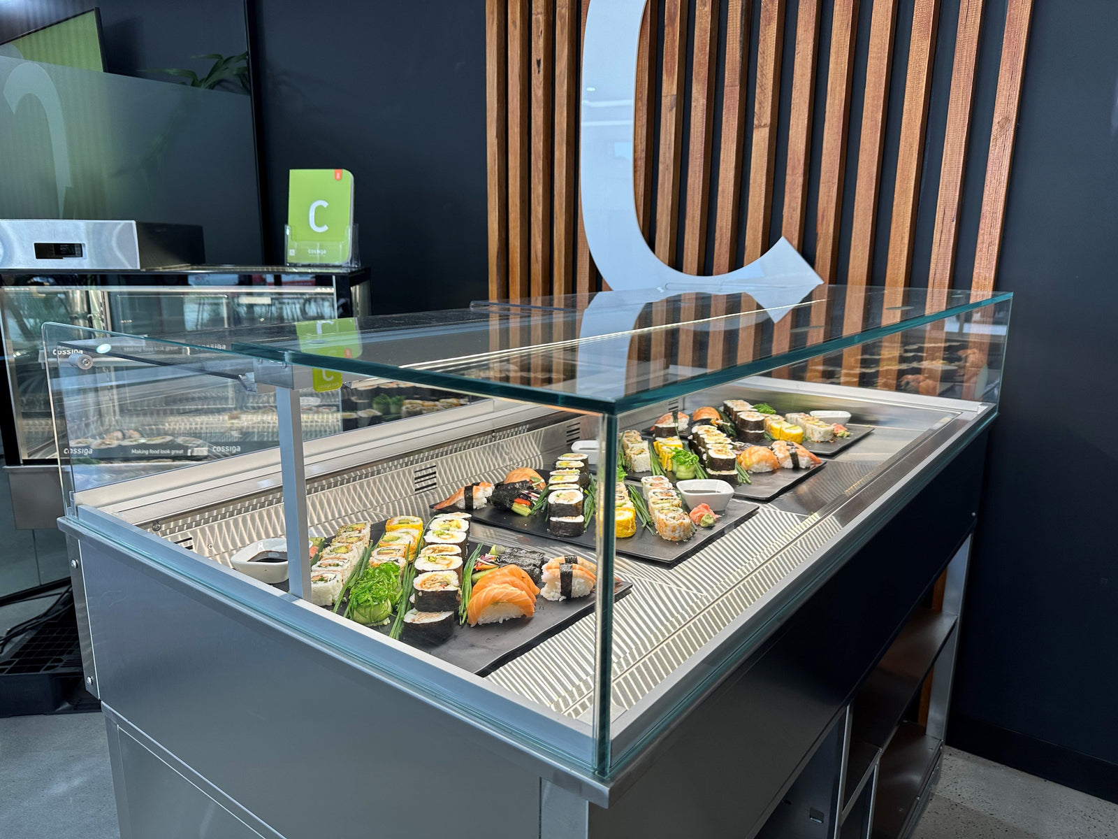 Cossiga Showroom Sushi
